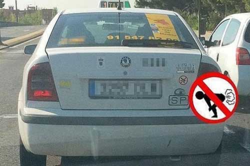 Taxitas se revelan contra las flatulencias de sus clientes 7