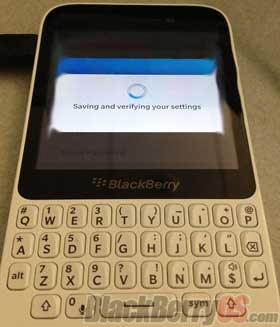 Se filtran imágenes del nuevo Blackberry R10 modelos mas económicos la serie R con BB10 14