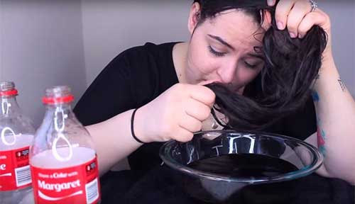 Sabes que pasaria si te lavas el cabello con Coca Cola 1