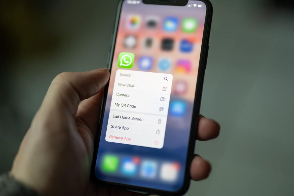 WhatsApp elimina la restricción para su uso en múltiples dispositivos.