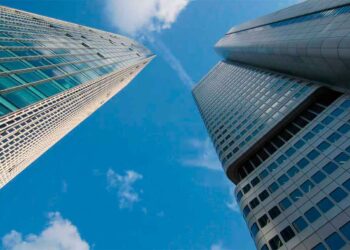 NORMATIVAS A IMPLEMENTAR POR PARTE DE LOS BANCOS CENTRALES A LAS CRIPTOMONEDAS 1